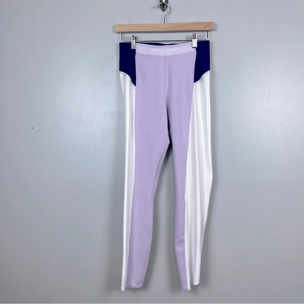 Nike Pro Women's Dri-Fit Pro Luxe 7/8 Training Leggings DA0958 Size M Activewear